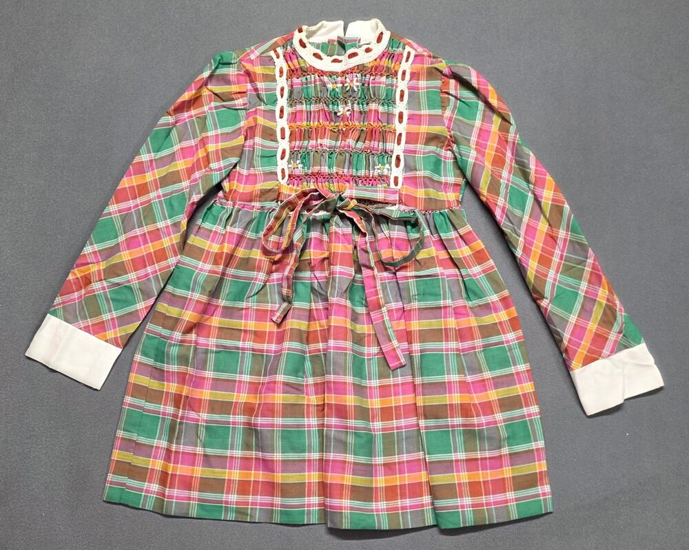 Vintage Polly Flinders Girls Size 6 Dress Smocked Cottagecore Prairie Plaid